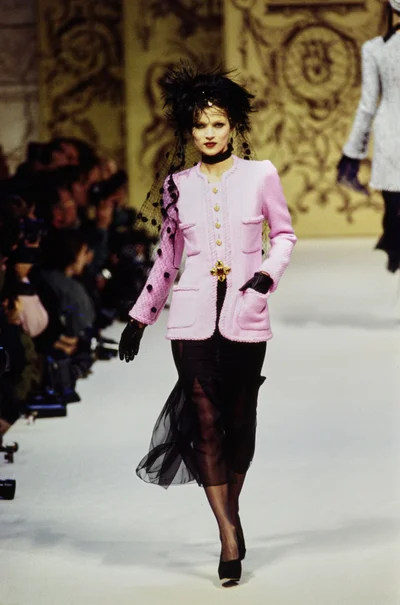 Look 15